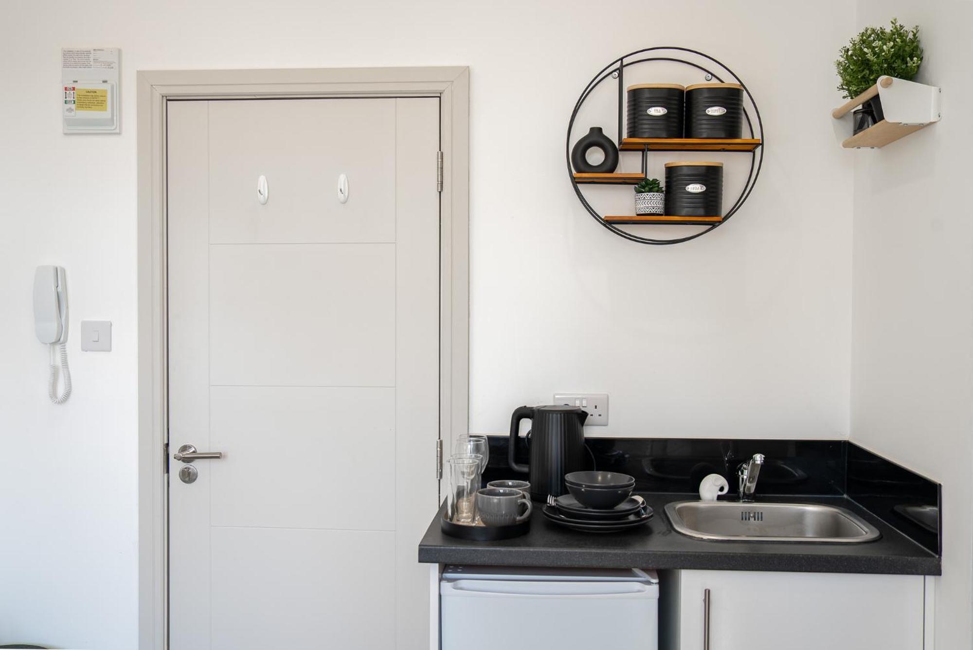 Luxury Studio Apartment In Sutton, London Sutton  Exterior photo